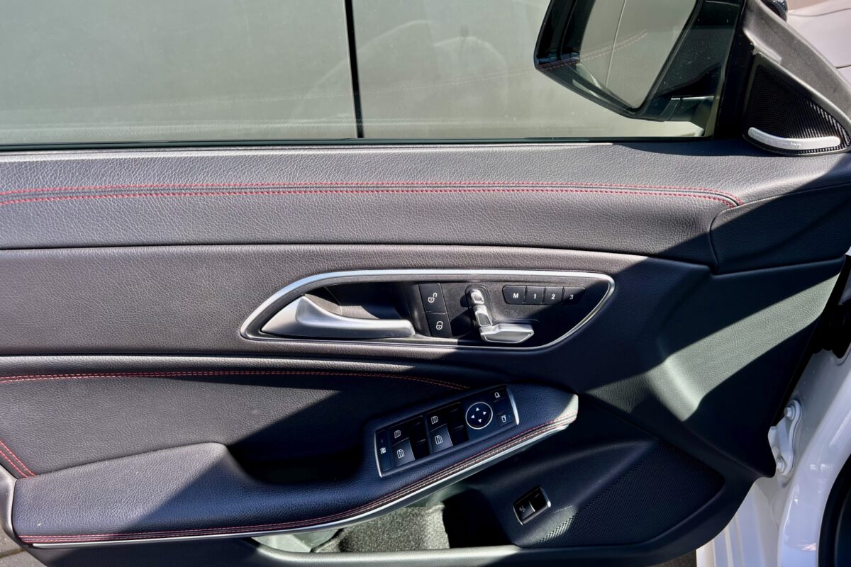 GT195 8_Mercedes_Benz_CLA_250_Vermietung_Bad_Rappenau Mietwagen Mercedes Benz E53 AMG