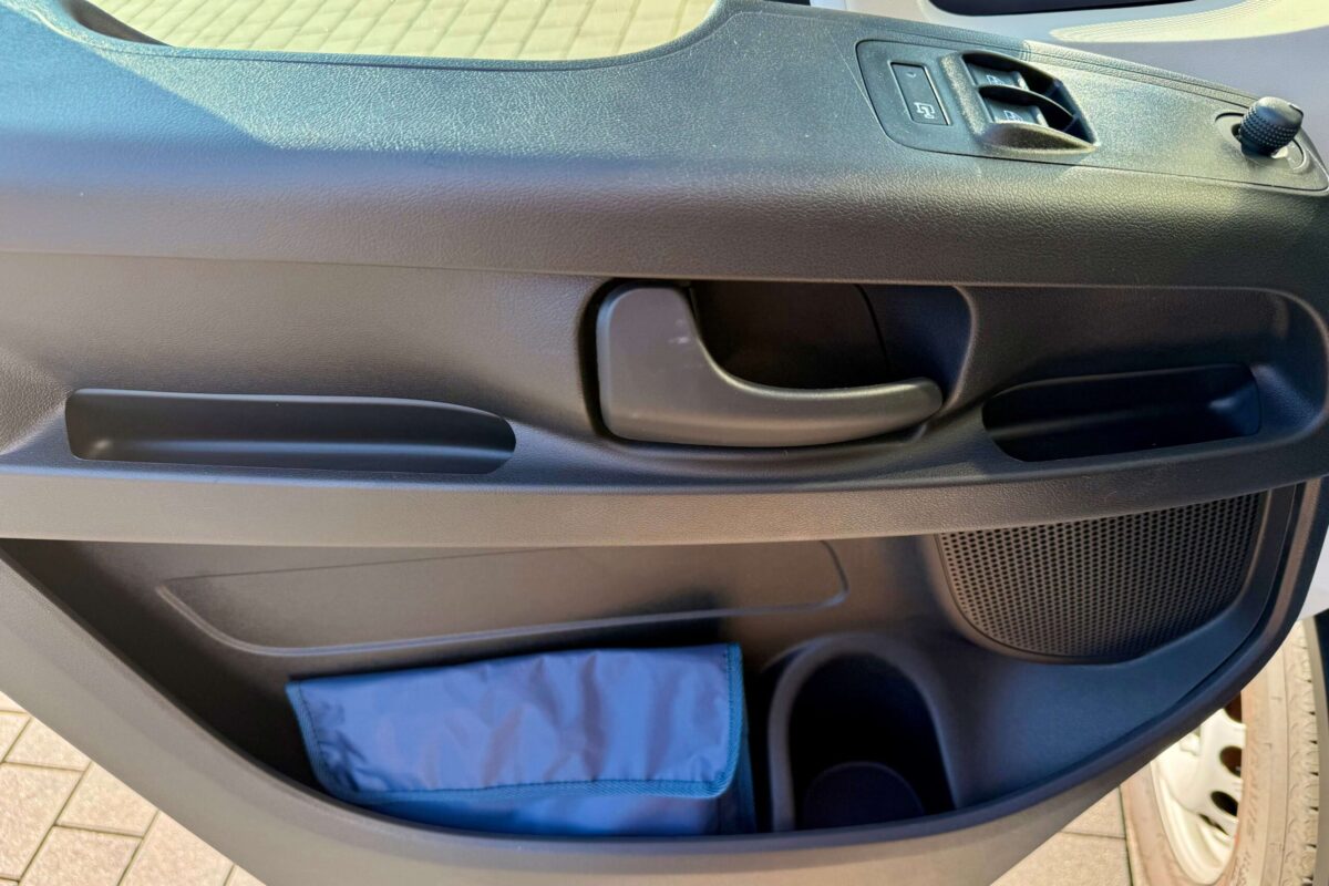 11_Citroen_Jumper_Türe_innen